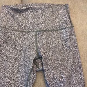 Lululemon wunder under Capri